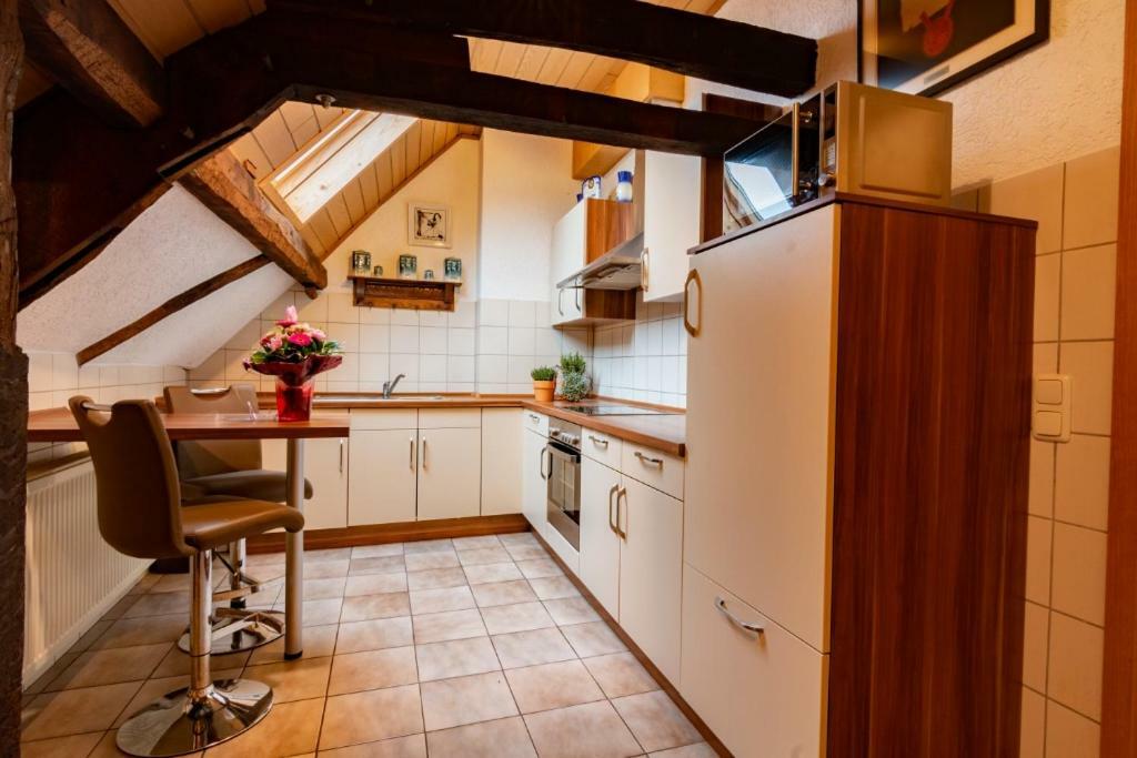 Ferienwohnung Flaemisches Weinhaus Wintrich Buitenkant foto